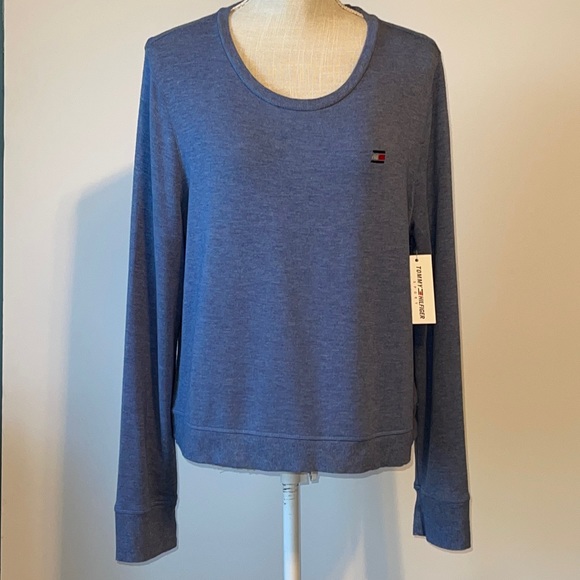 Tommy Hilfiger Tops - NWT Tommy Hilfiger Sport Long Sleeved Top
